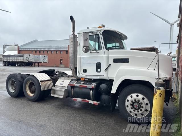Mack CH613 Sattelzugmaschinen