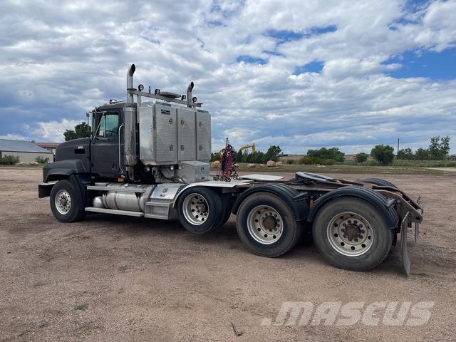 Mack CH613 Sattelzugmaschinen
