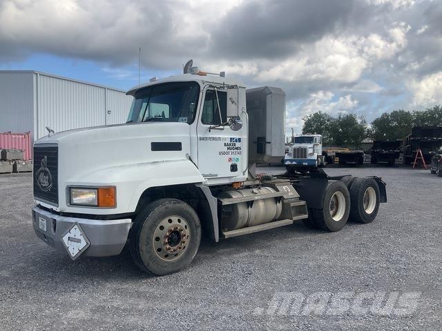 Mack CH613 Sattelzugmaschinen