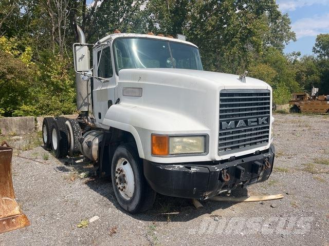 Mack CH613 Sattelzugmaschinen