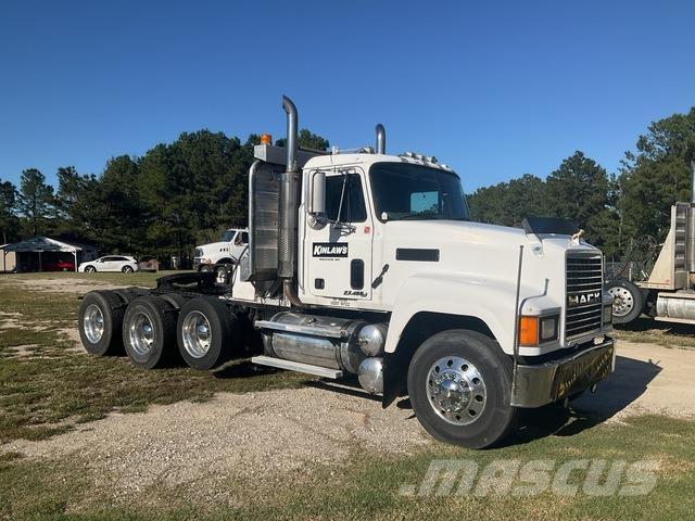 Mack CH613 Sattelzugmaschinen