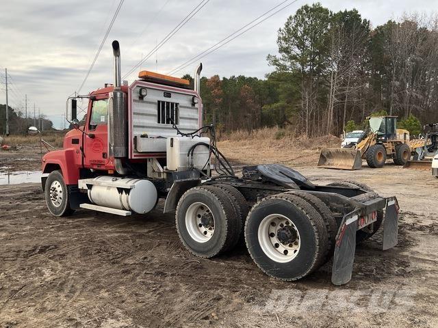 Mack CH613 Sattelzugmaschinen