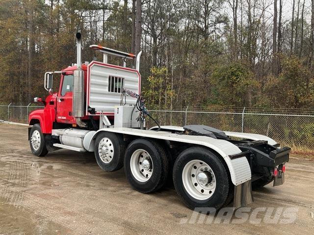 Mack CHN613 Sattelzugmaschinen