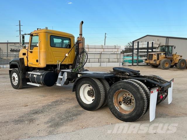 Mack CHU613 Sattelzugmaschinen