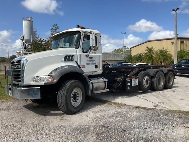Mack CT713 Kipplader