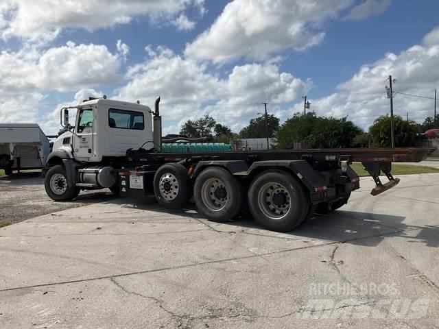 Mack CT713 Kipplader