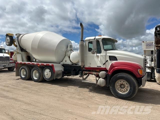 Mack CV513 Andere Fahrzeuge