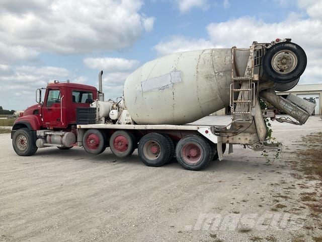 Mack CV513 Andere Fahrzeuge
