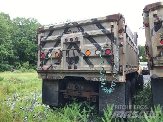 Mack CV700 Kipper
