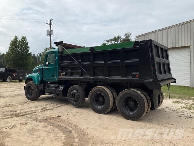Mack CV700 Kipper