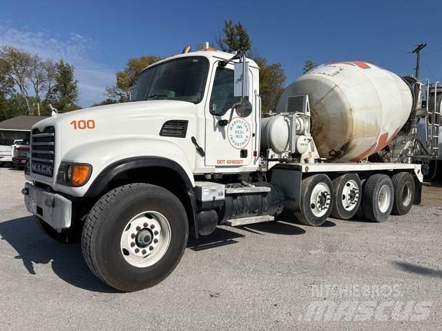 Mack CV713 Andere Fahrzeuge