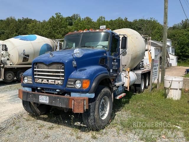 Mack CV713 Andere Fahrzeuge