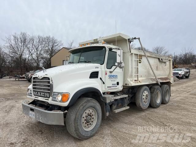 Mack CV713 Kipper