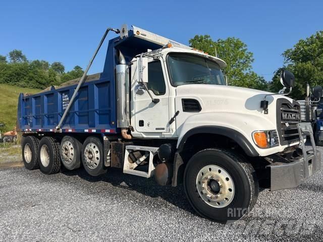 Mack CV713 Kipper