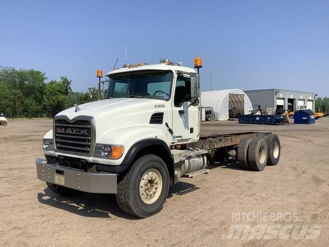 Mack CV713 Kabinen