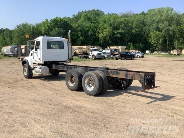 Mack CV713 Kabinen