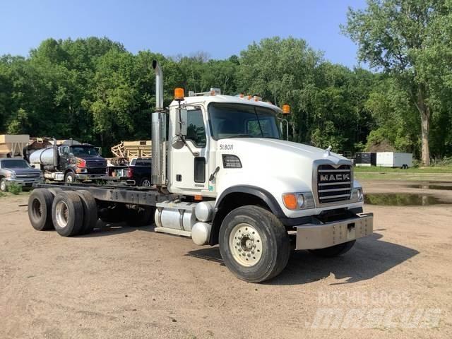 Mack CV713 Kabinen