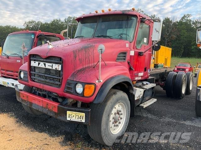 Mack CV713 Kabinen