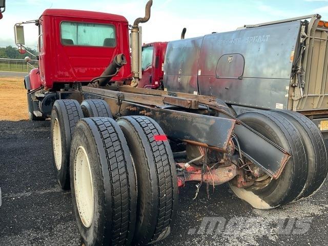 Mack CV713 Kabinen