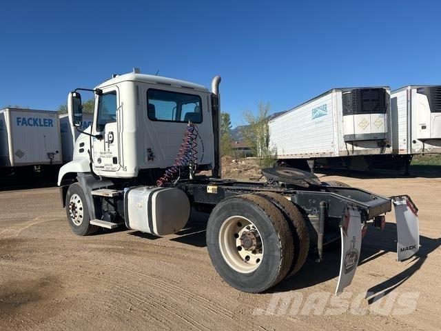 Mack CXU612 Sattelzugmaschinen