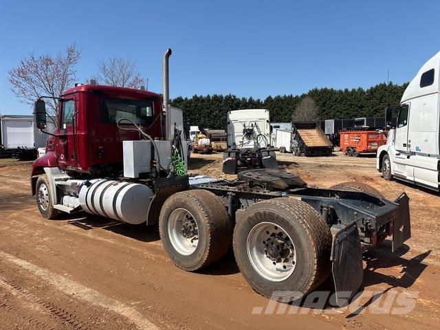 Mack CXU613 Sattelzugmaschinen