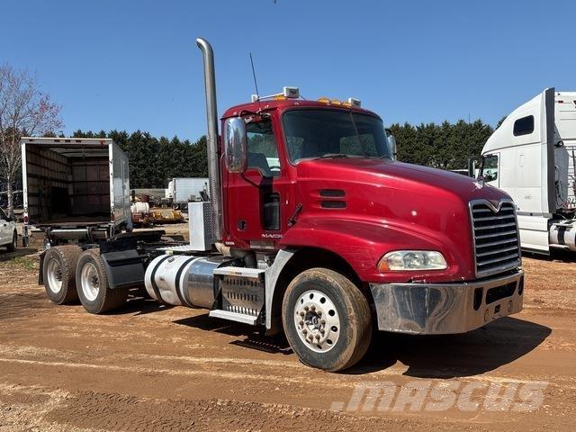 Mack CXU613 Sattelzugmaschinen