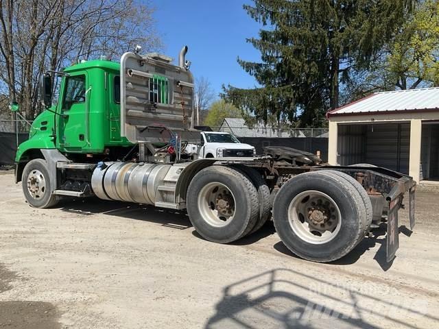 Mack CXU613 Sattelzugmaschinen