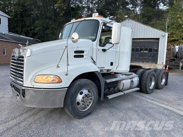 Mack CXU613 Sattelzugmaschinen