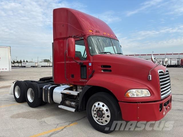 Mack CXU613 Sattelzugmaschinen