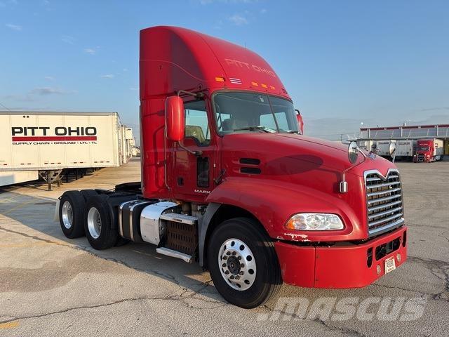 Mack CXU613 Sattelzugmaschinen