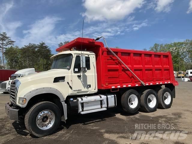 Mack GU713 Kipper