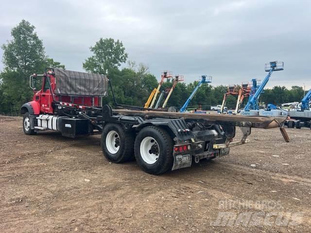 Mack GU713 Kipplader
