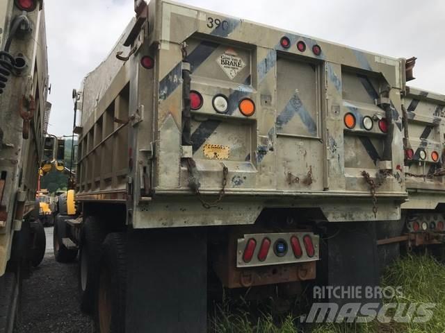 Mack GU713 Kipper