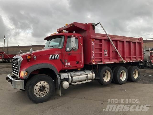 Mack GU713 Kipper