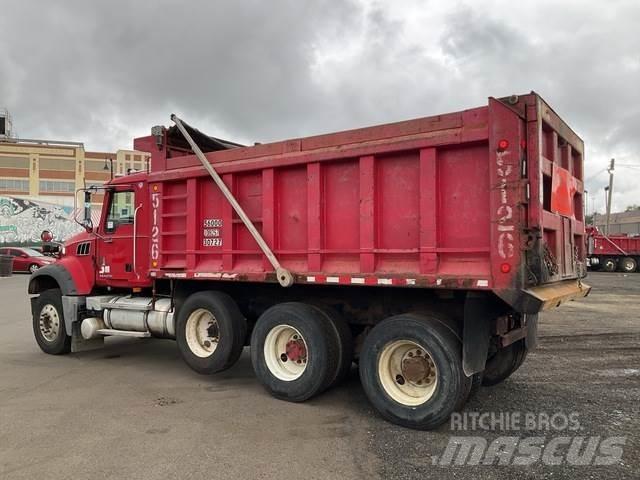 Mack GU713 Kipper