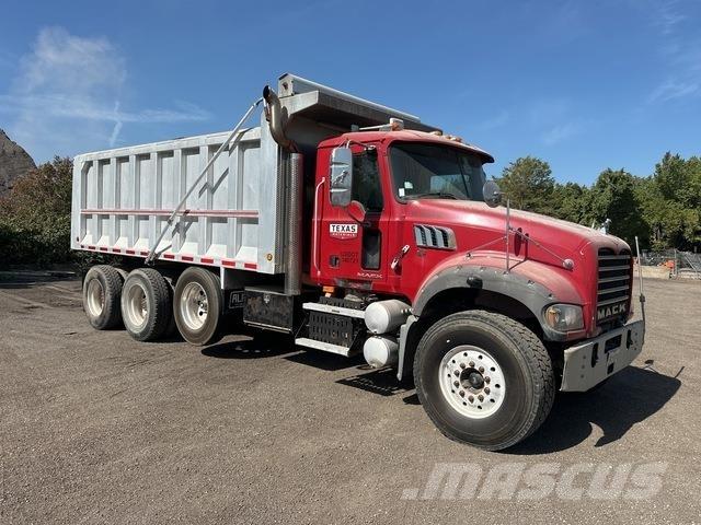 Mack GU713 Kipper