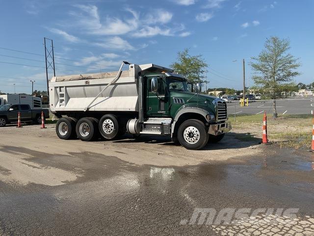 Mack GU713 Kipper