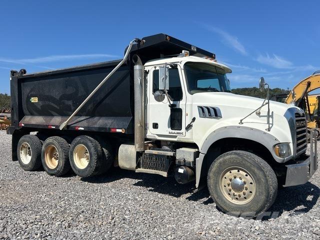 Mack GU713 Kipper