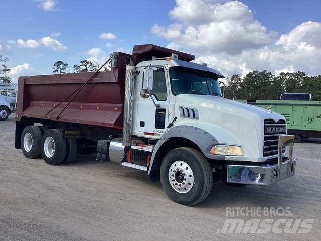 Mack GU813 Kipper