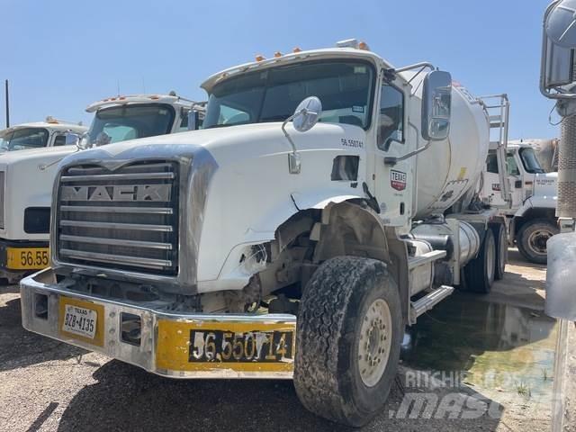 Mack GU813 Andere Fahrzeuge