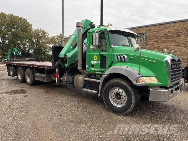 Mack GU813 Andere Fahrzeuge