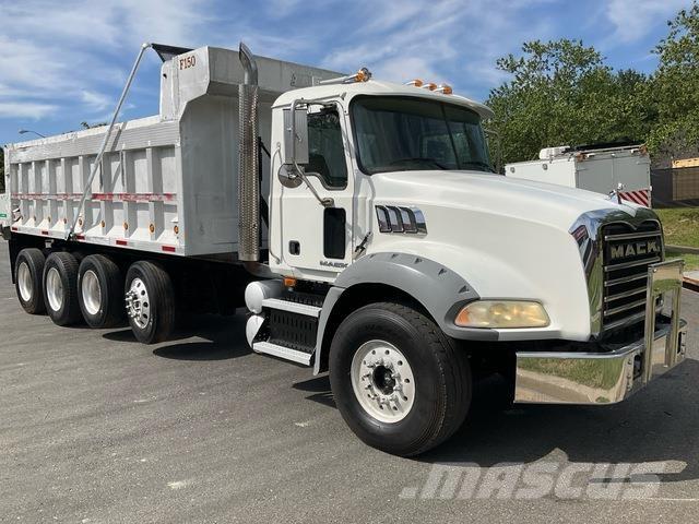 Mack GU813 Kipper