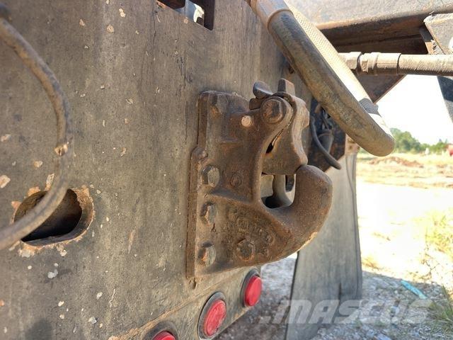 Mack GU813 Kipplader