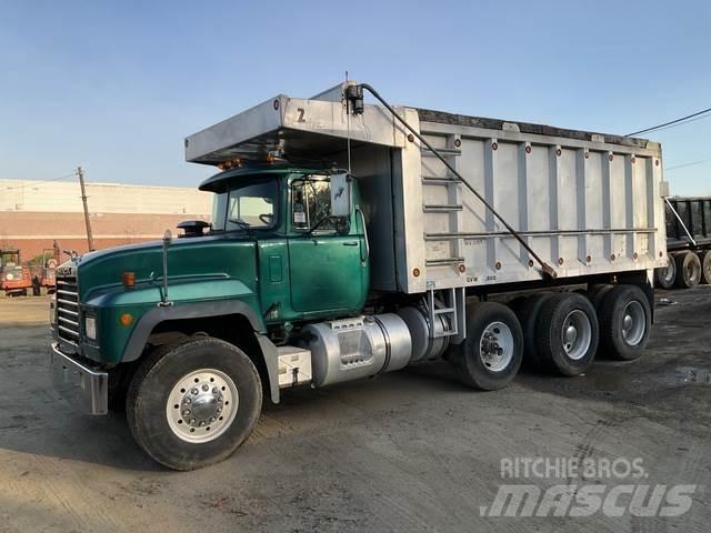 Mack RD688S Kipper