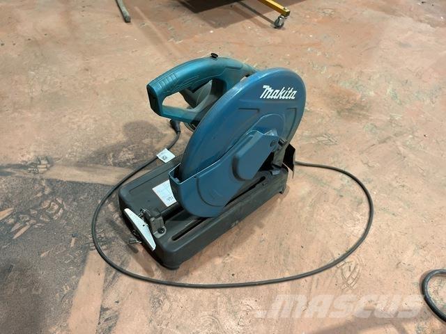 Makita  Kettensägen und Räumsägen