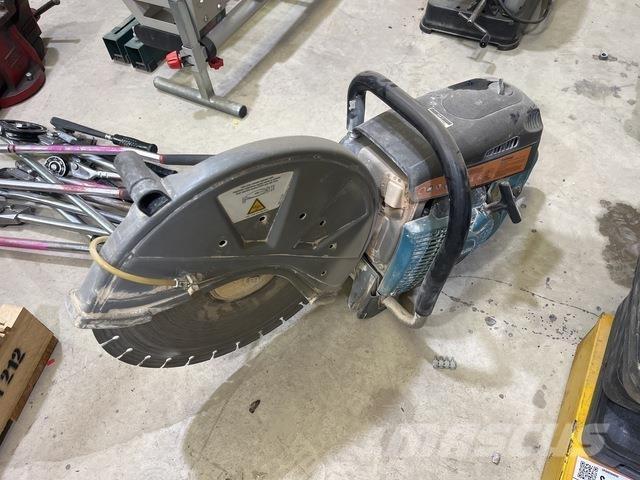 Makita  Kettensägen und Räumsägen