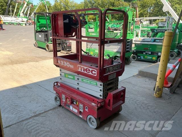 MEC 1330SE Scheren-Arbeitsbühnen