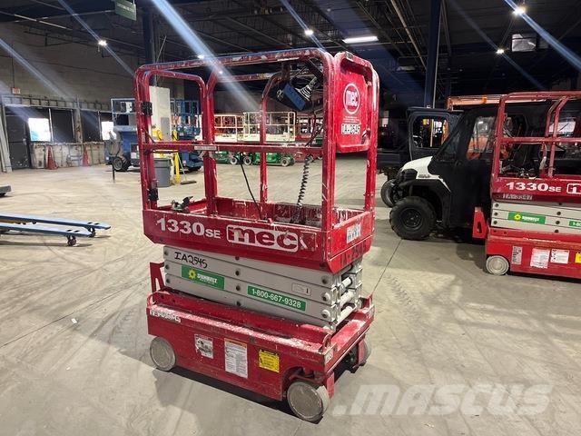 MEC 1330SE Scheren-Arbeitsbühnen