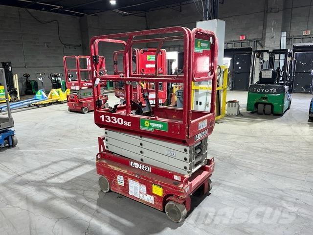 MEC 1330SE Scheren-Arbeitsbühnen