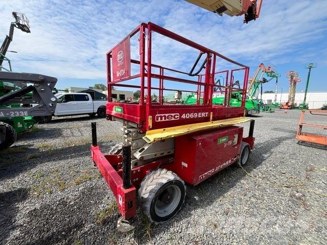 MEC 4069ERT Scheren-Arbeitsbühnen